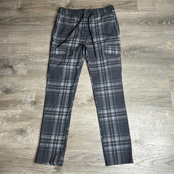 NEW PacSun Men’s Grey Plaided Nylon Cargo Pants Sz Small - Picture 4 of 13